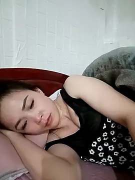 Feeling-hot online show from 02/11/26, 11:32