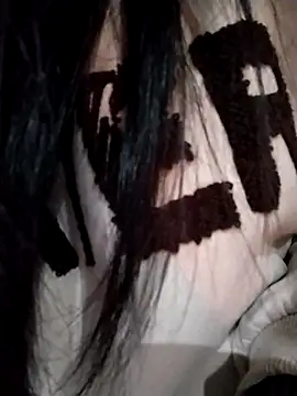 Feeling-hot online show from 02/12/26, 12:44