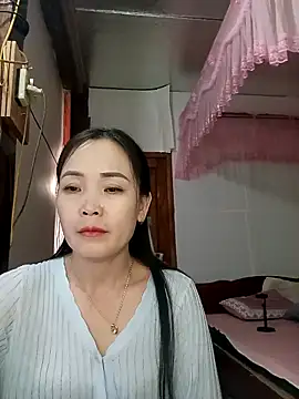 Feeling-hot online show from 02/17/26, 03:47