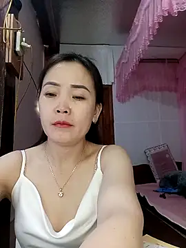 Feeling-hot online show from 03/06/26, 04:53