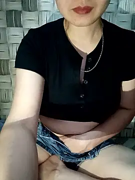 thuy-kieu online show from 01/19/26, 02:54