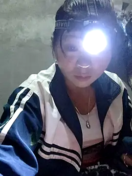 vangkt-cute online show from 11/20/25, 06:29