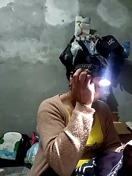 vangkt-cute online show from 12/05/25, 07:43