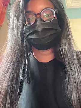 Snapshot of Saguphtah_Chattergy_22 chatting on 11/15/25, 05:27 Saguphtah Chattergy 22 online show from 11/15/25, 05:27