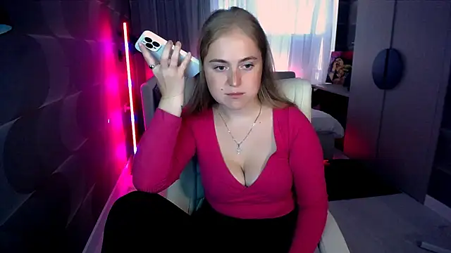Kate Moan online show from 07/09/26, 05:22