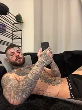 Snapshot of magicmichaell chatting on 04/08/26, 07:30 magicmichaell online show from 04/08/26, 07:30