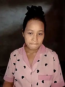 -Huong-99 online show from 11/17/25, 02:39