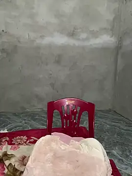 -Huong-99 online show from 12/18/25, 08:59