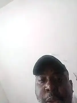 bubbles635 online show from 02/13/26, 02:35