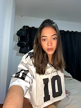 Snapshot of starsweet___ chatting on 11/12/25, 07:13 starsweet online show from 11/12/25, 07:13