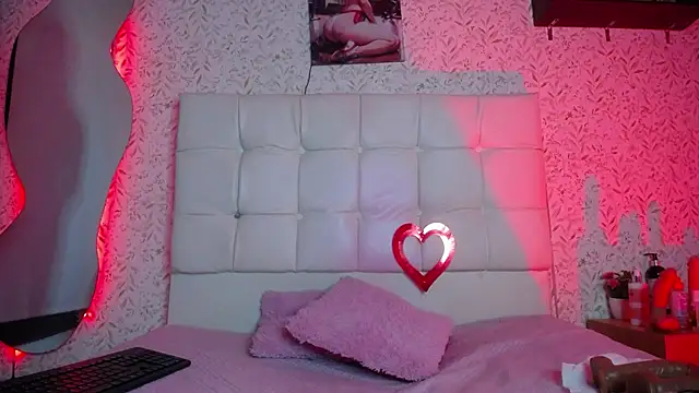 adalya y online show from 02/24/26, 11:41