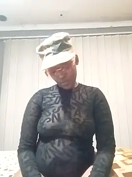 CurvyBabe36 online show from 04/12/26, 08:25