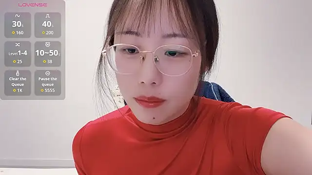 Snapshot of suisui322 chatting on 02/10/26, 01:48 suisui322 online show from 02/10/26, 01:48