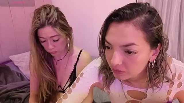 Hanna and samanthaa online show from 12/02/25, 08:48