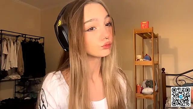 HoaPatton online show from 11/30/25, 11:03