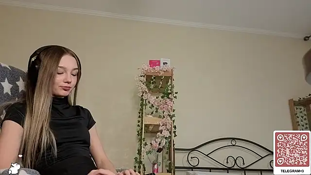 HoaPatton online show from 12/19/25, 12:12