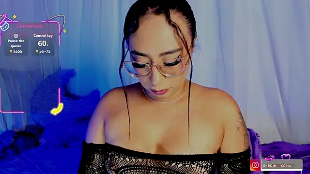 kim santana  online show from 06/06/26, 04:28