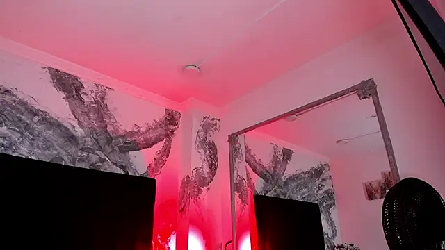 Snapshot of lilithDraven_ chatting on 02/16/26, 03:57 lilithDraven online show from 02/16/26, 03:57