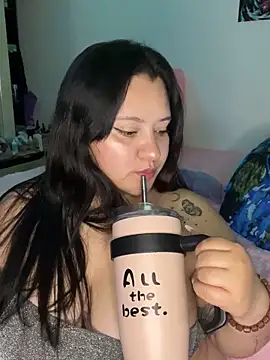 Snapshot of Just_danna chatting on 11/21/25, 06:01 Just danna online show from 11/21/25, 06:01