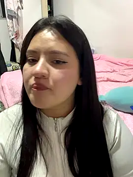 Snapshot of Just_danna chatting on 11/28/25, 05:32 Just danna online show from 11/28/25, 05:32