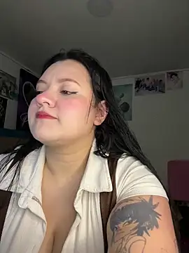 Snapshot of Just_danna chatting on 04/04/26, 04:44 Just danna online show from 04/04/26, 04:44