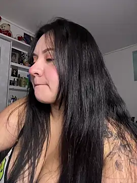 Snapshot of Just_danna chatting on 06/06/26, 05:34 Just danna online show from 06/06/26, 05:34