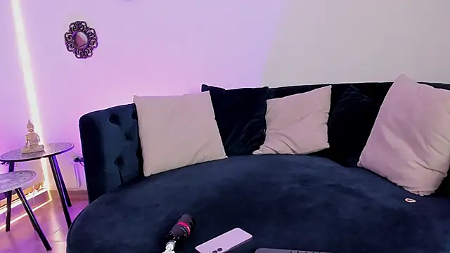 Snapshot of Kimberly__wood chatting on 12/16/25, 10:37 Kimberly wood online show from 12/16/25, 10:37