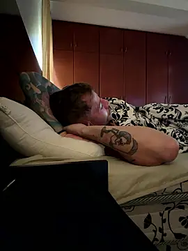 Lucasjandre online show from 01/08/26, 09:55