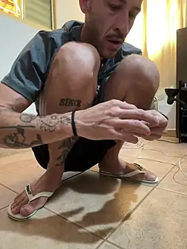 Lucasjandre online show from 02/02/26, 10:36