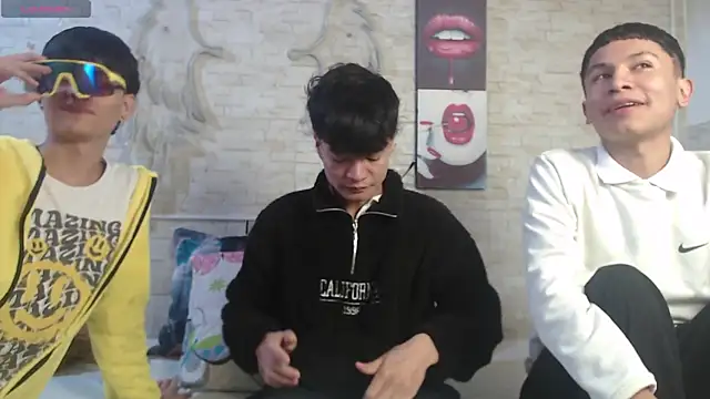 axel milo kairo and noa online show from 01/12/26, 10:20