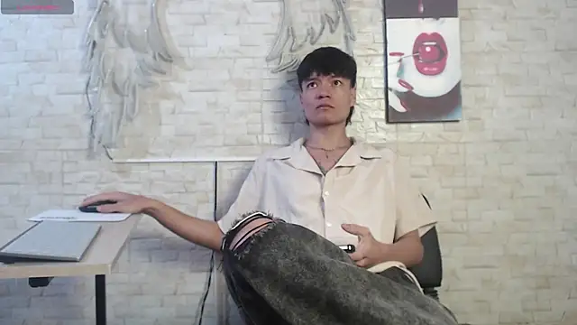 axel milo kairo and noa online show from 02/25/26, 03:21