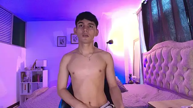 estebanperez 26 online show from 11/14/25, 11:53