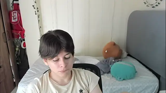 Felix kitty online show from 03/04/26, 07:20