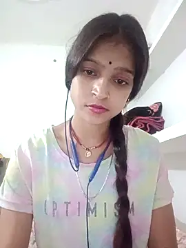 Snapshot of Mohnicute chatting on 05/09/26, 06:13 Mohnicute online show from 05/09/26, 06:13