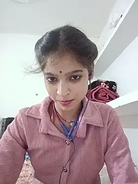 Snapshot of Mohnicute chatting on 05/22/26, 10:04 Mohnicute online show from 05/22/26, 10:04