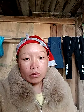 Snapshot of girl-hot2x chatting on 02/15/26, 06:43 girl-hot2x online show from 02/15/26, 06:43