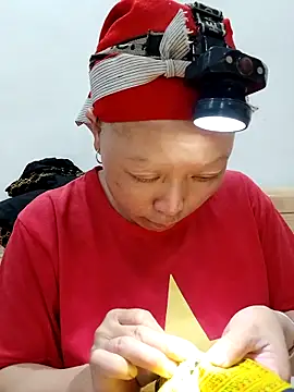 Snapshot of girl-hot2x chatting on 03/29/26, 02:17 girl-hot2x online show from 03/29/26, 02:17