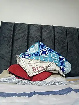 yesua28 online show from 04/18/26, 06:28