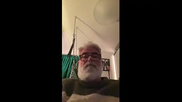 LeatherSdaddy online show from 11/25/25, 04:29