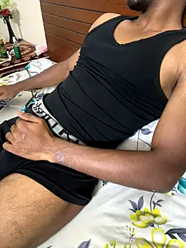 Snapshot of secret-boy12 chatting on 11/14/25, 10:58 secret-boy12 online show from 11/14/25, 10:58