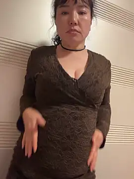 Snapshot of oo-shanshan chatting on 03/17/26, 12:30 oo-shanshan online show from 03/17/26, 12:30