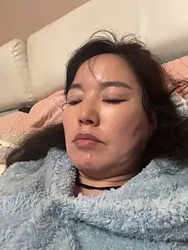 Snapshot of oo-shanshan chatting on 04/13/26, 12:54 oo-shanshan online show from 04/13/26, 12:54