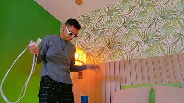 Imtavo online show from 11/26/25, 01:23