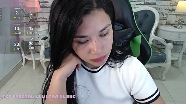 Violetta jhonson a online show from 11/13/25, 03:27