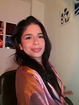 Snapshot of Dai_roosse chatting on 04/12/26, 01:43 Dai roosse online show from 04/12/26, 01:43