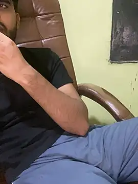 hotyyyyjonny online show from 04/17/26, 04:54