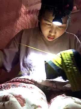 Snapshot of luna-sexxy chatting on 11/17/25, 01:28 luna-sexxy online show from 11/17/25, 01:28