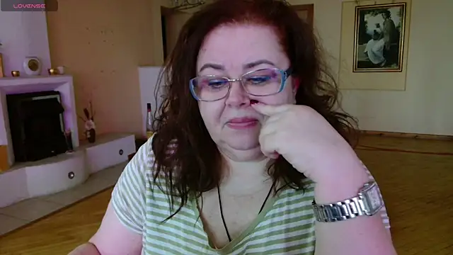 Snapshot of Natali-Gucci chatting on 04/10/26, 09:25 Natali-Gucci online show from 04/10/26, 09:25