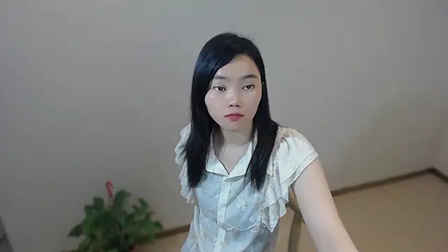 Snapshot of Shaurk chatting on 03/06/26, 09:28 Shaurk online show from 03/06/26, 09:28