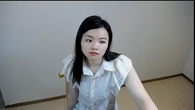 Snapshot of Shaurk chatting on 03/28/26, 02:22 Shaurk online show from 03/28/26, 02:22